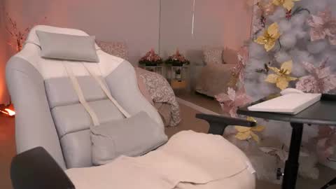 Samantha online show from 12.18.24