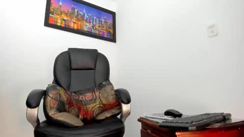 Snapshot of ms_lunarose chatting on 10.26.25 ms_lunarose online show from 10.26.25