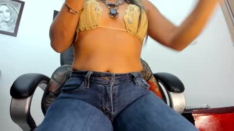 Snapshot of ms_lunarose chatting on 11.07.25 ms_lunarose online show from 11.07.25