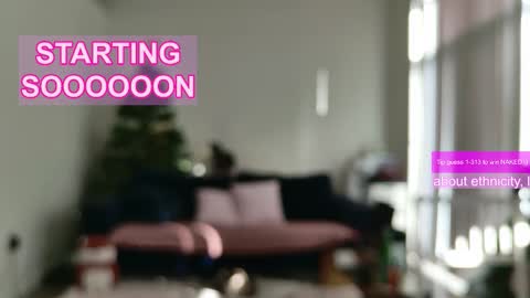 Snapshot of ms_mochii chatting on 02.21.26 R o r i SnapChat heyroriv2 wednesday - sunday Noon oclock mountain - 5pm mountain online show from 02.21.26