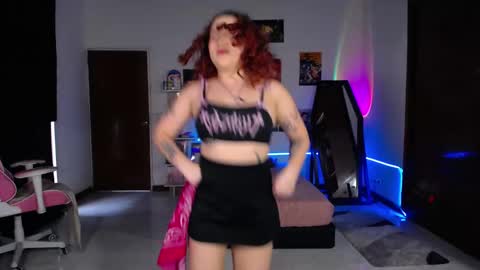 Manuela3 online show from 11.05.25