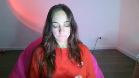 ms_sophiee online show from 12.01.25