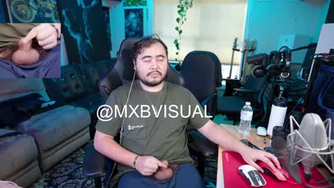 Snapshot of msbx99 chatting on 10.03.25 Matt S Briggs online show from 10.03.25