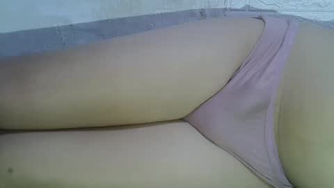 Snapshot of mscumshotter chatting on 12.25.24 mscumshotter online show from 12.25.24