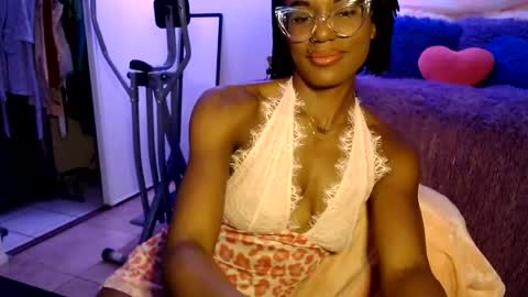 Snapshot of msemonibrown chatting on 06.15.26 CocoSage online show from 06.15.26