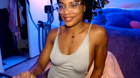 Snapshot of msemonibrown chatting on 06.25.26 CocoSage online show from 06.25.26