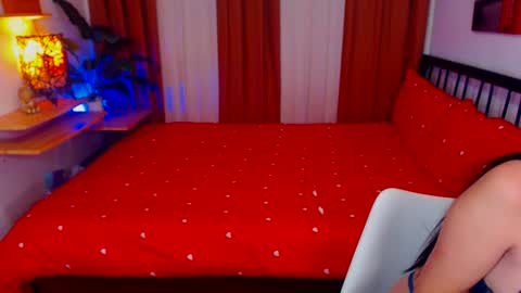 Snapshot of mshardhugedickx chatting on 07.01.26 Goddess Tyra online show from 07.01.26