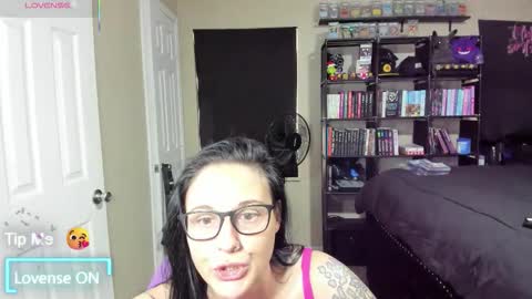 Snapshot of mskinkypunishur chatting on 03.04.26 mskinkypunishur online show from 03.04.26