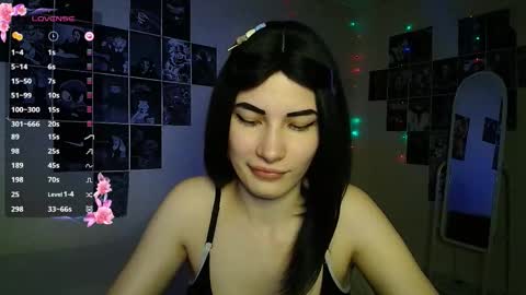 Noora Saetr online show from 10.11.25