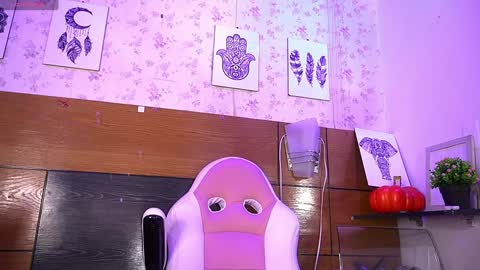 Snapshot of mssburbuja chatting on 01.23.25 Manuela online show from 01.23.25