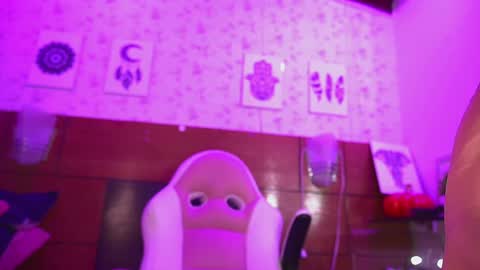 Snapshot of mssburbuja chatting on 01.24.25 Manuela online show from 01.24.25