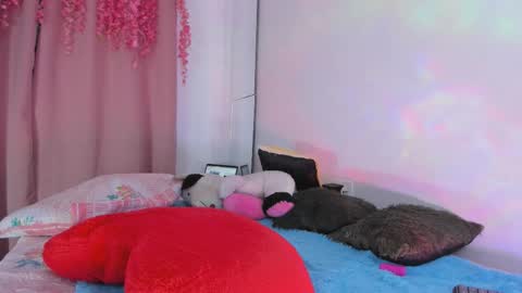 Snapshot of msschloee chatting on 11.14.25 Chloe new account online show from 11.14.25