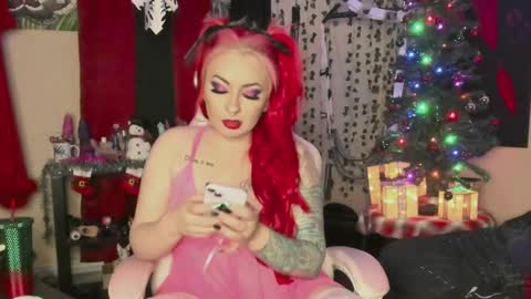 Snapshot of mstofastxforu chatting on 12.23.24 mstofastxforu online show from 12.23.24
