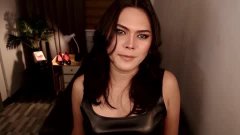 Veey online show from 10.30.25