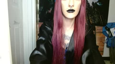 Snapshot of msvioletx chatting on 03.06.25 MsVioletx online show from 03.06.25