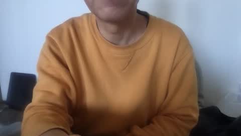 Snapshot of mtakashi2 chatting on 11.30.25 mtakashi2 online show from 11.30.25