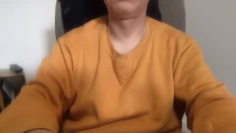 Snapshot of mtakashi2 chatting on 12.19.25 mtakashi2 online show from 12.19.25