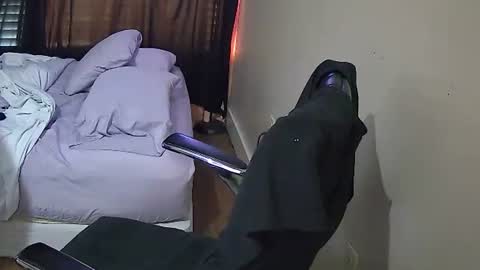 Muffdiver online show from 01.11.25