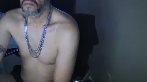 Muffdiver online show from 01.12.25