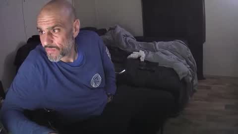 Muffdiver online show from 02.12.26