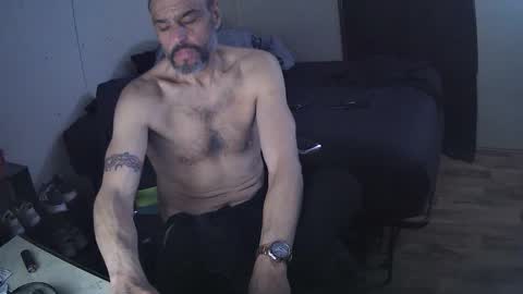 Muffdiver online show from 03.05.26