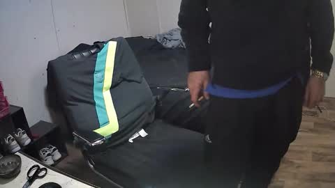 Muffdiver online show from 03.15.26