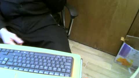 Snapshot of muller520 chatting on 01.17.25 muller520 online show from 01.17.25