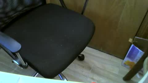 Snapshot of muller520 chatting on 01.20.25 muller520 online show from 01.20.25