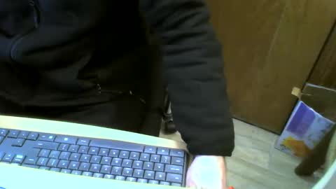 Snapshot of muller520 chatting on 01.24.25 muller520 online show from 01.24.25