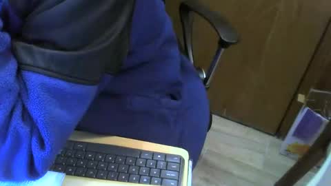 Snapshot of muller520 chatting on 02.08.25 muller520 online show from 02.08.25