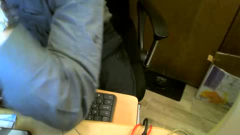 Snapshot of muller520 chatting on 09.10.25 muller520 online show from 09.10.25