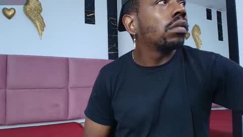 Muller Asher online show from 10.05.25