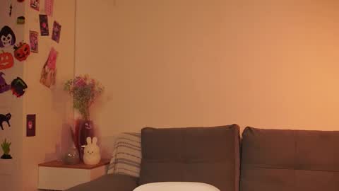 Kira online show from 11.20.25