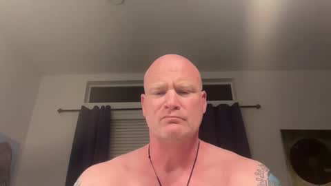 Snapshot of multipopper chatting on 02.16.25 multipopper online show from 02.16.25