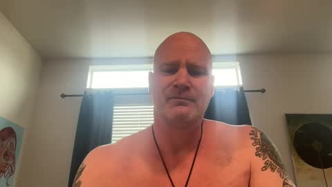 Snapshot of multipopper chatting on 02.16.25 multipopper online show from 02.16.25