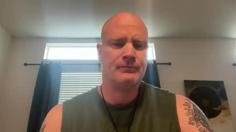 Snapshot of multipopper chatting on 02.21.25 multipopper online show from 02.21.25