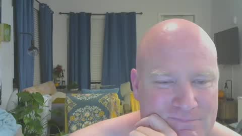 Snapshot of multipopper chatting on 10.11.25 multipopper online show from 10.11.25