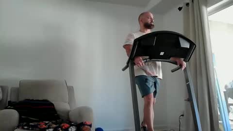 Snapshot of munchies420 chatting on 02.24.26 Bearded online show from 02.24.26