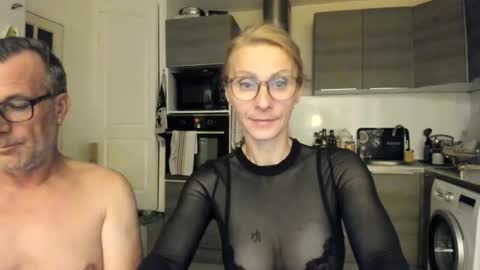 LOVELY JULIA  Peter DAY online show from 10.11.25