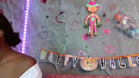 Snapshot of mupitta_sweett chatting on 10.15.25 Leidy online show from 10.15.25
