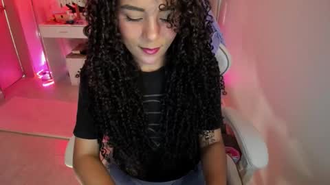 Snapshot of murat_taurus chatting on 11.24.25 Murat online show from 11.24.25