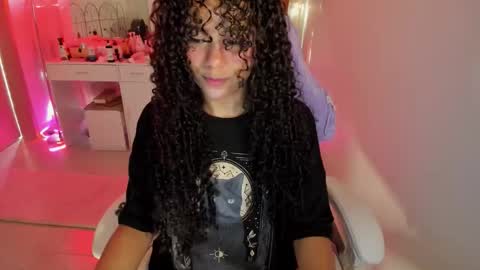 Snapshot of murat_taurus chatting on 11.27.25 Murat online show from 11.27.25