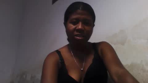 Snapshot of murielleee chatting on 05.14.26 murielleee online show from 05.14.26