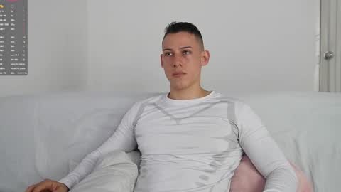 Snapshot of muscle_king_cum chatting on 02.06.26 muscle_king_cum online show from 02.06.26