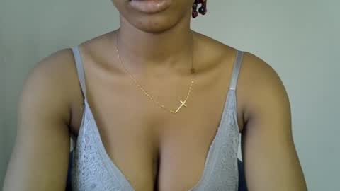 Snapshot of muscle_queen0 chatting on 02.28.26 muscle_queen0 online show from 02.28.26