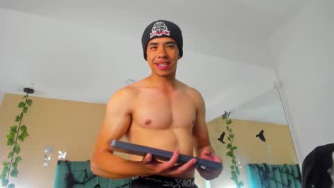 muscle scott online show from 10.09.25