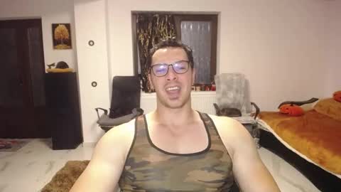 AJ online show from 11.10.25