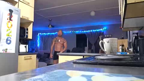 Snapshot of muscledaddy69s chatting on 12.22.25 muscledaddy69s online show from 12.22.25