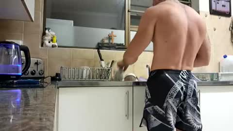 Snapshot of muscledaddy69s chatting on 04.27.26 muscledaddy69s online show from 04.27.26