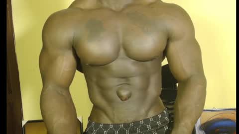 musclegod23 online show from 02.25.25